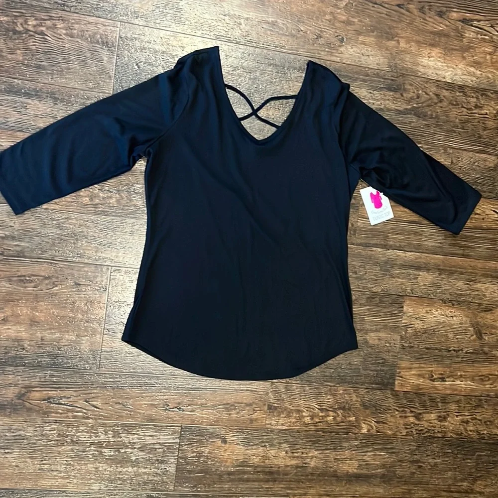BobbieBrooks Criss Cross Back Tunic Top - Picture 1 of 5